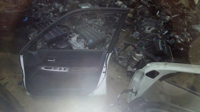 Toyota Altezza front right door