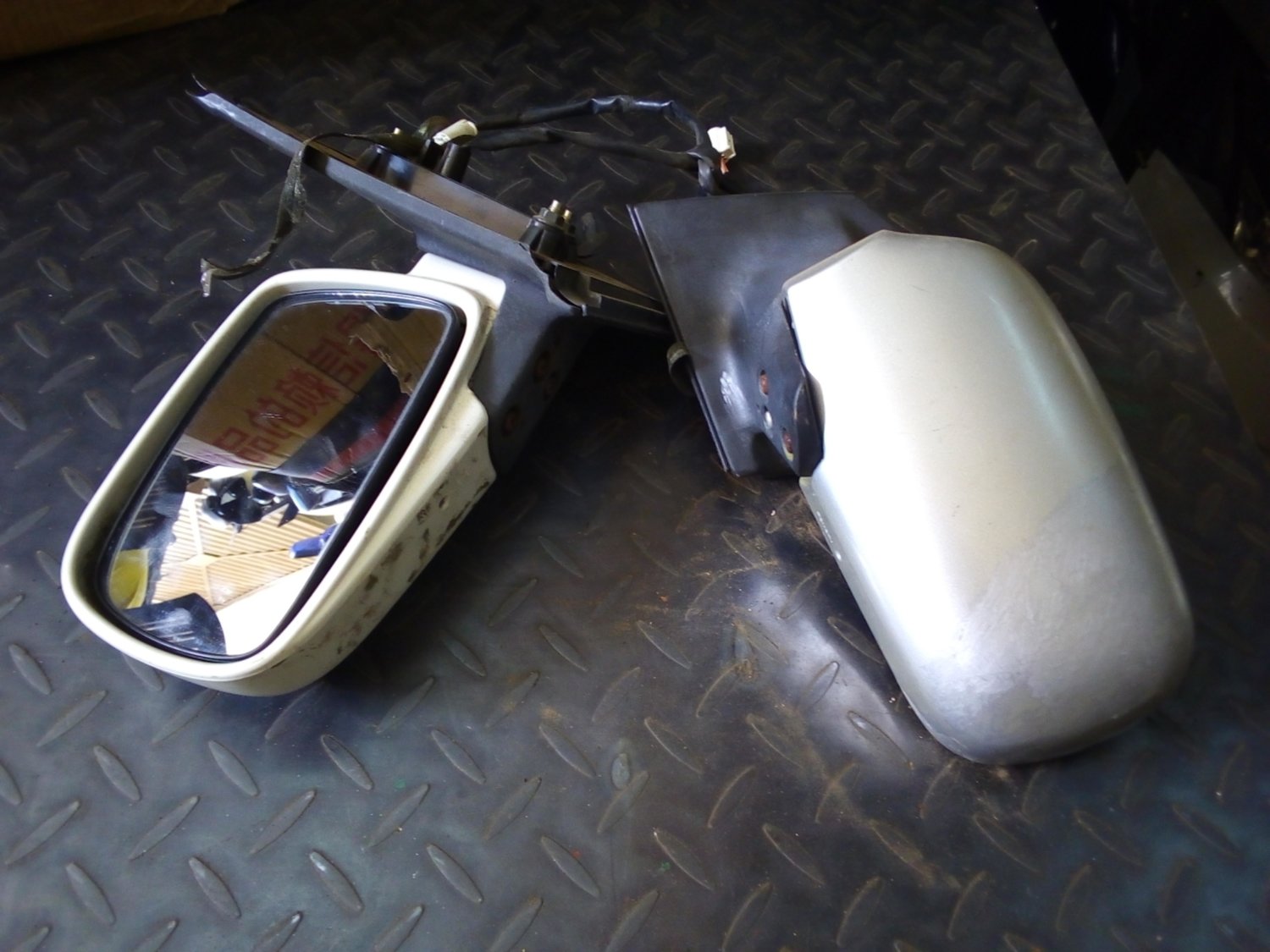 Toyota ist sidemirror