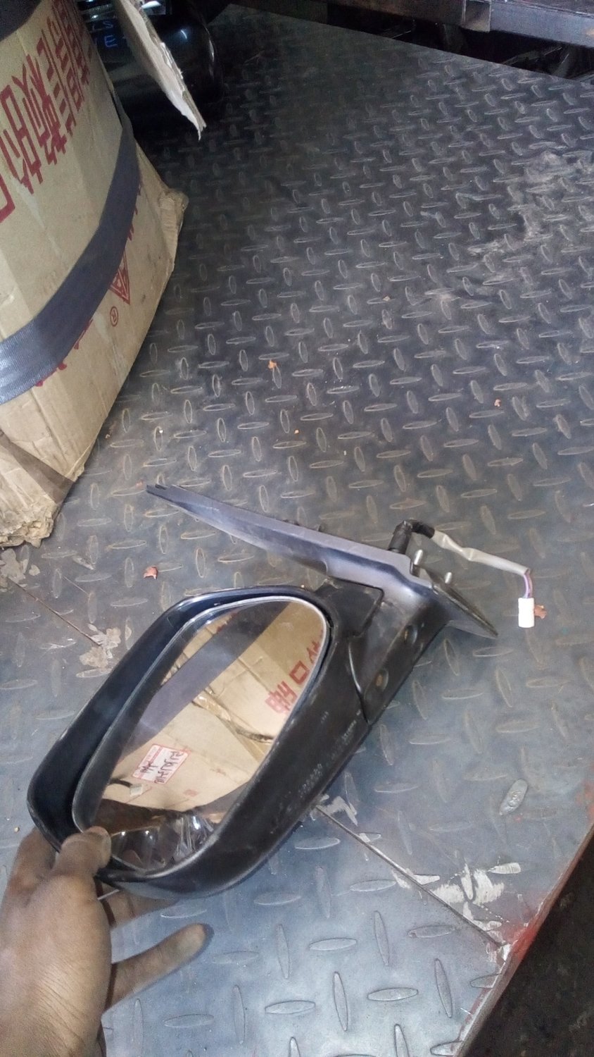 Toyota BB 2006 left side mirror