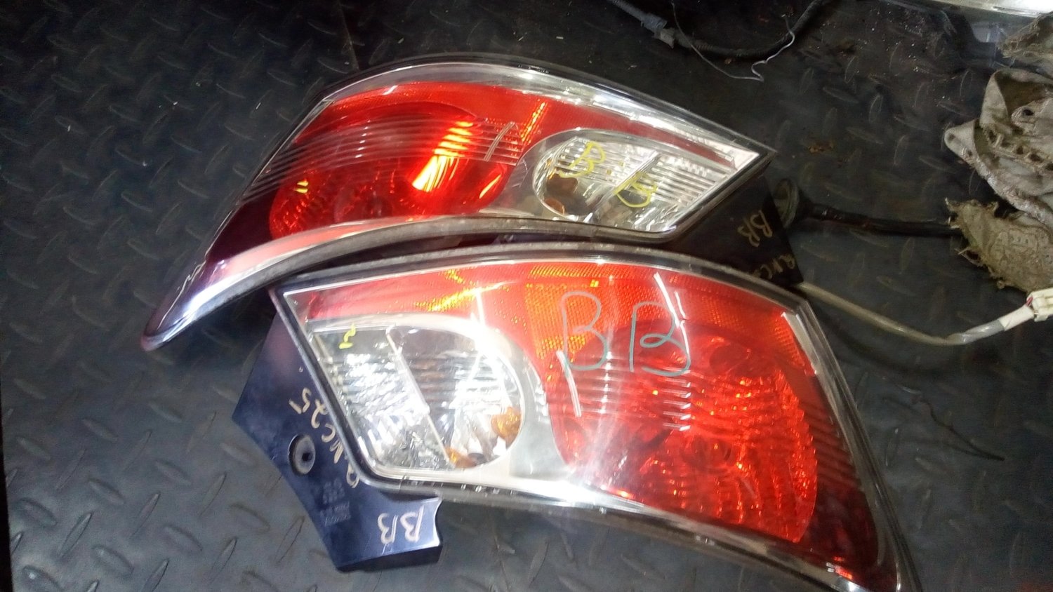 Toyota BB tail lights
