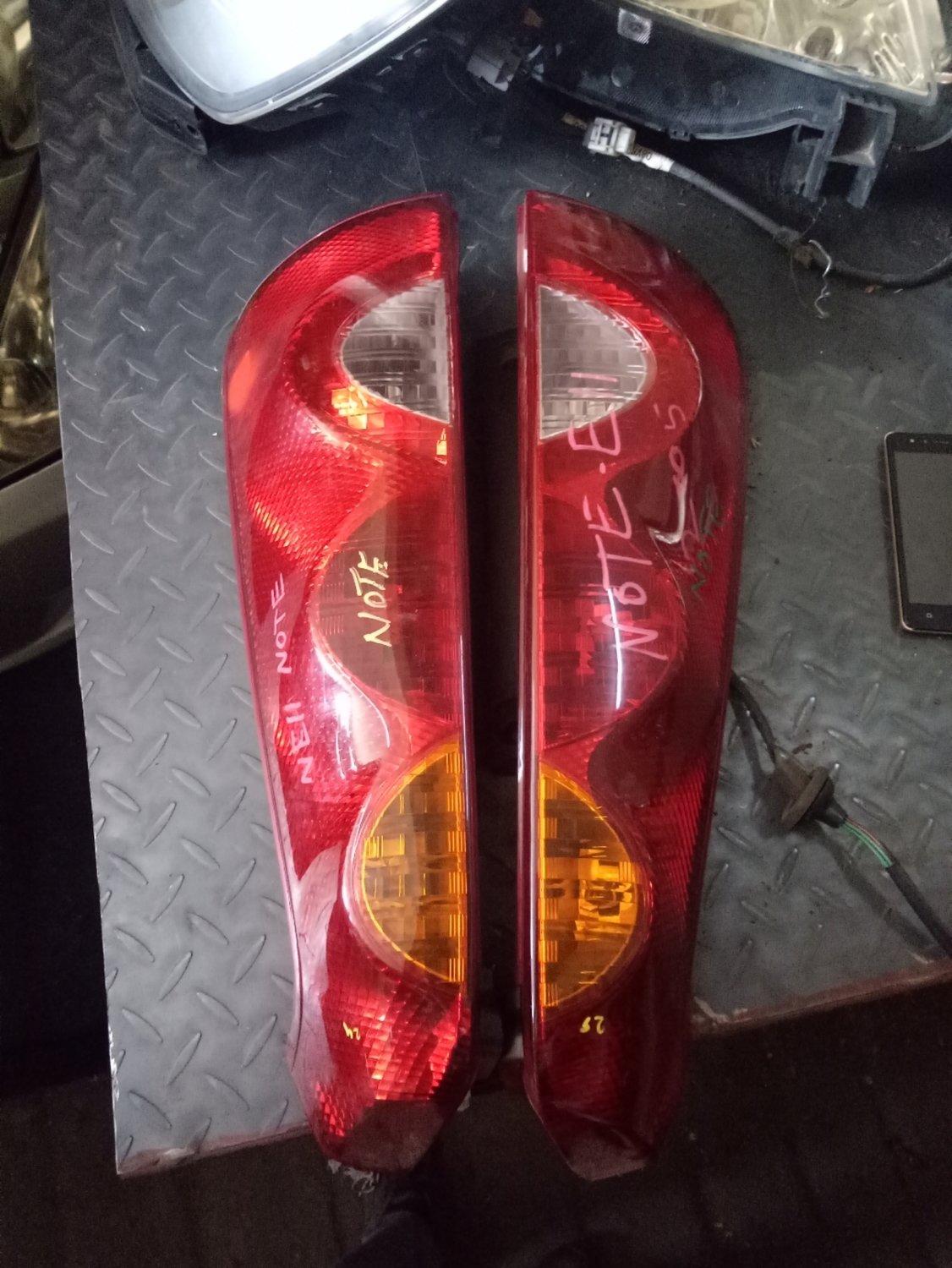 Nissan Note tail lights