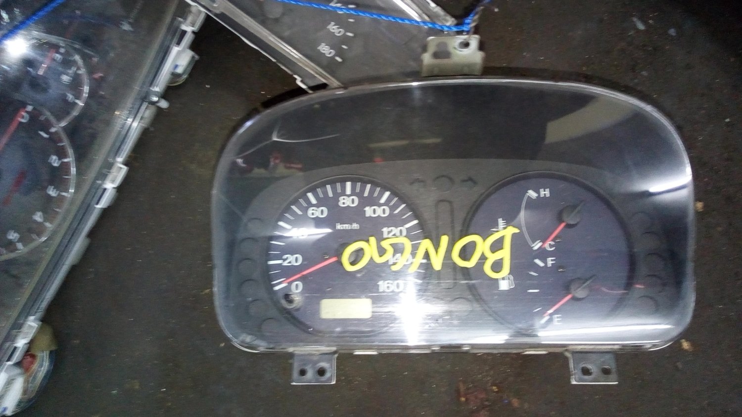 Mazda Bongo speedometer