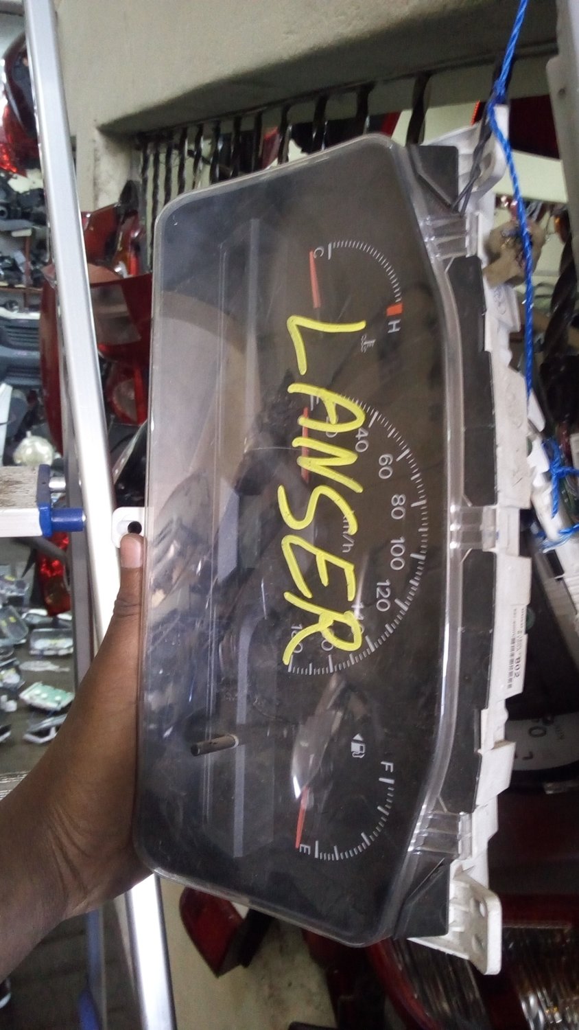 Mitsubishi lancer speedometer