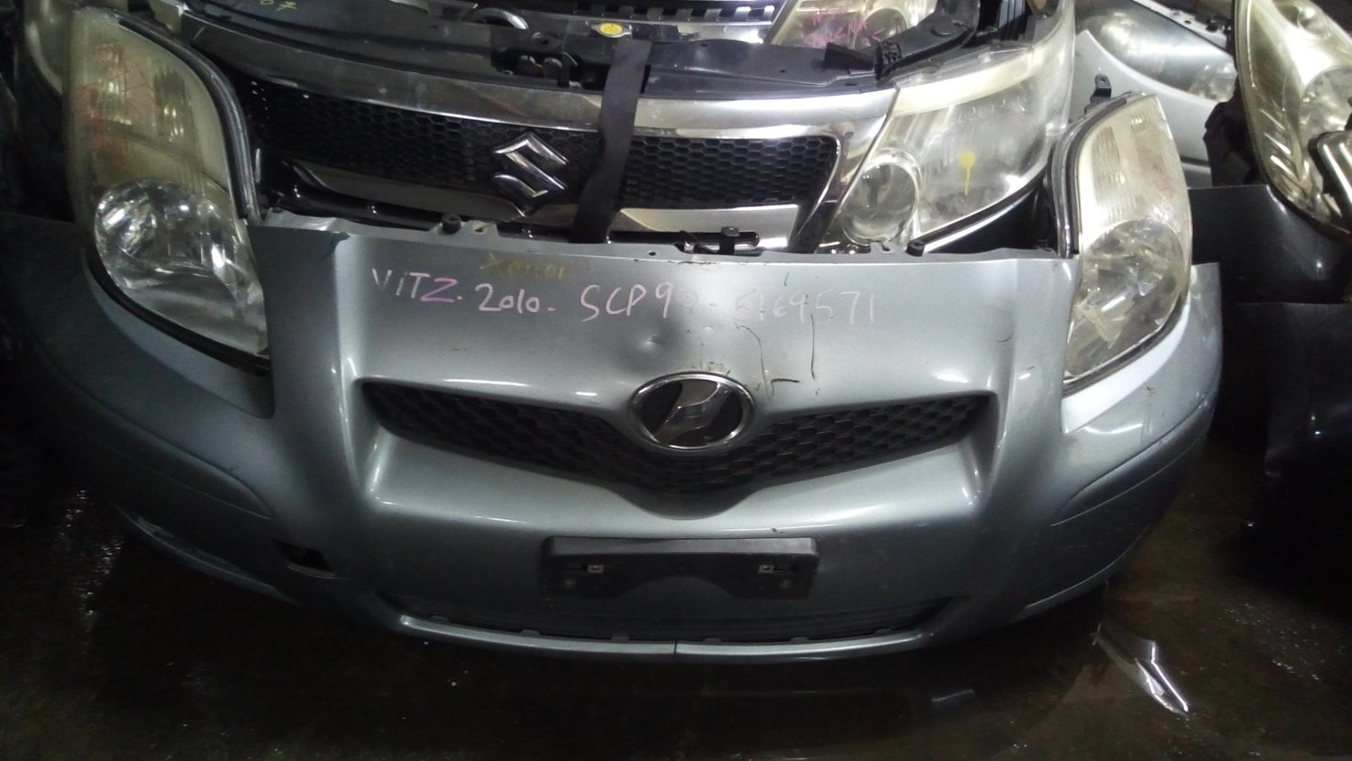 Toyota Vitz 2010 nose cut