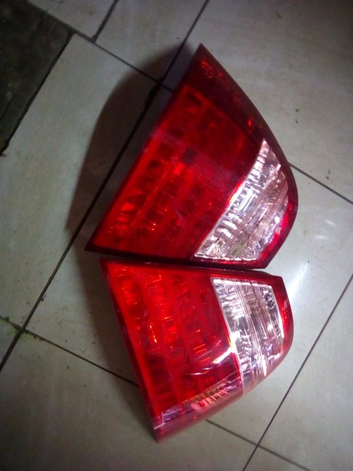 Toyota Nze tail light
