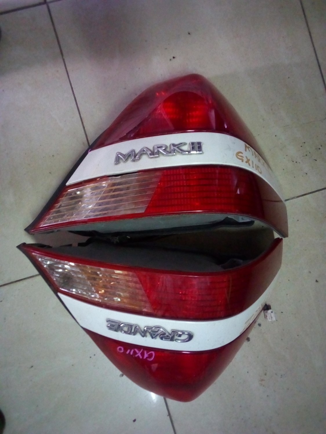 Toyota mark II tail light