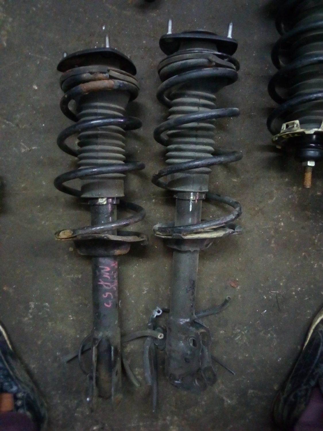 Toyota probox shock absorbers Toyota probox shock absorbers