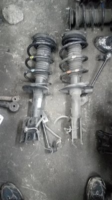 Nissan serena front shocks