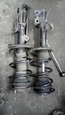 Toyota fielder front shocks