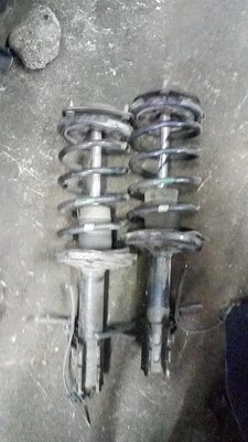 Toyota Ipsum front shocks