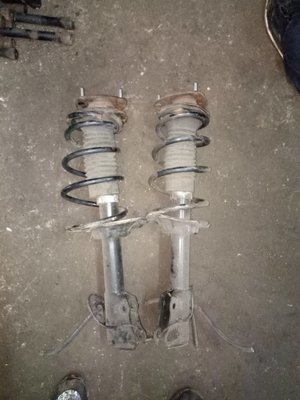 Toyota succeed front shocks