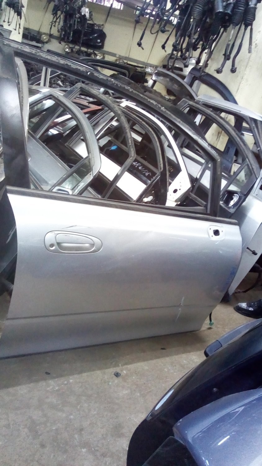 Honda airwave drivers door