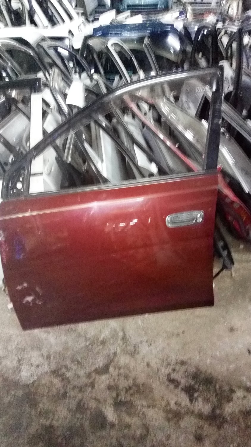 Toyota gaia passenger door