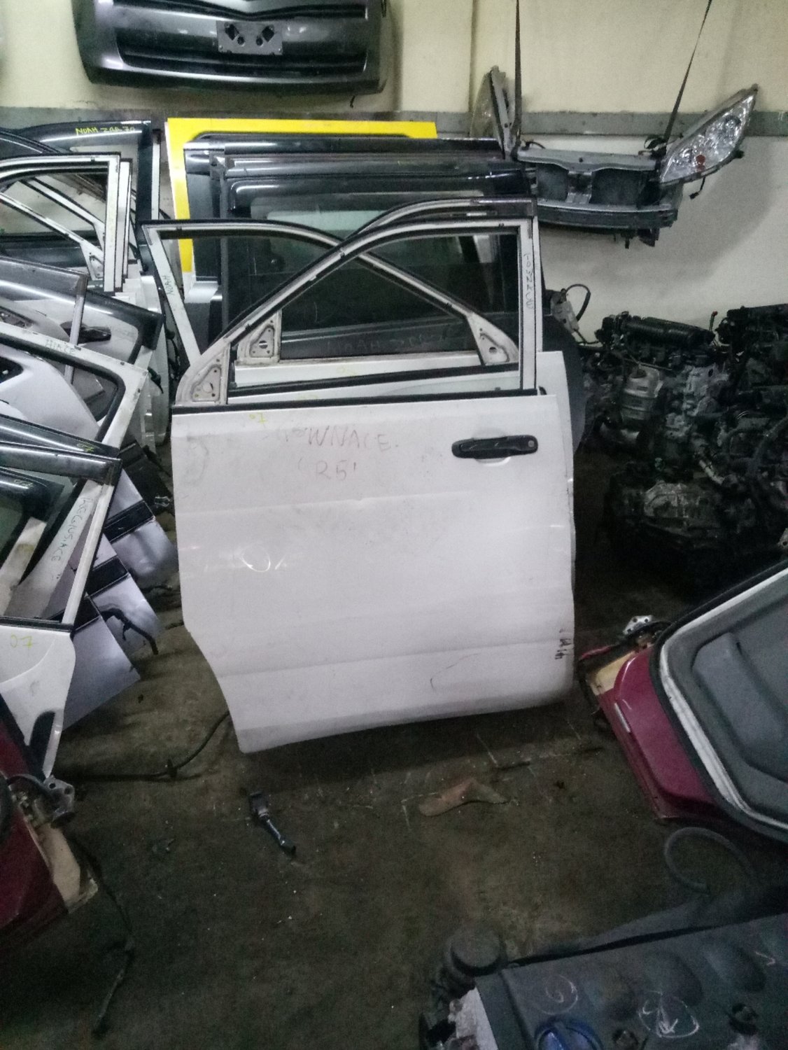 Toyota Townace passenger door