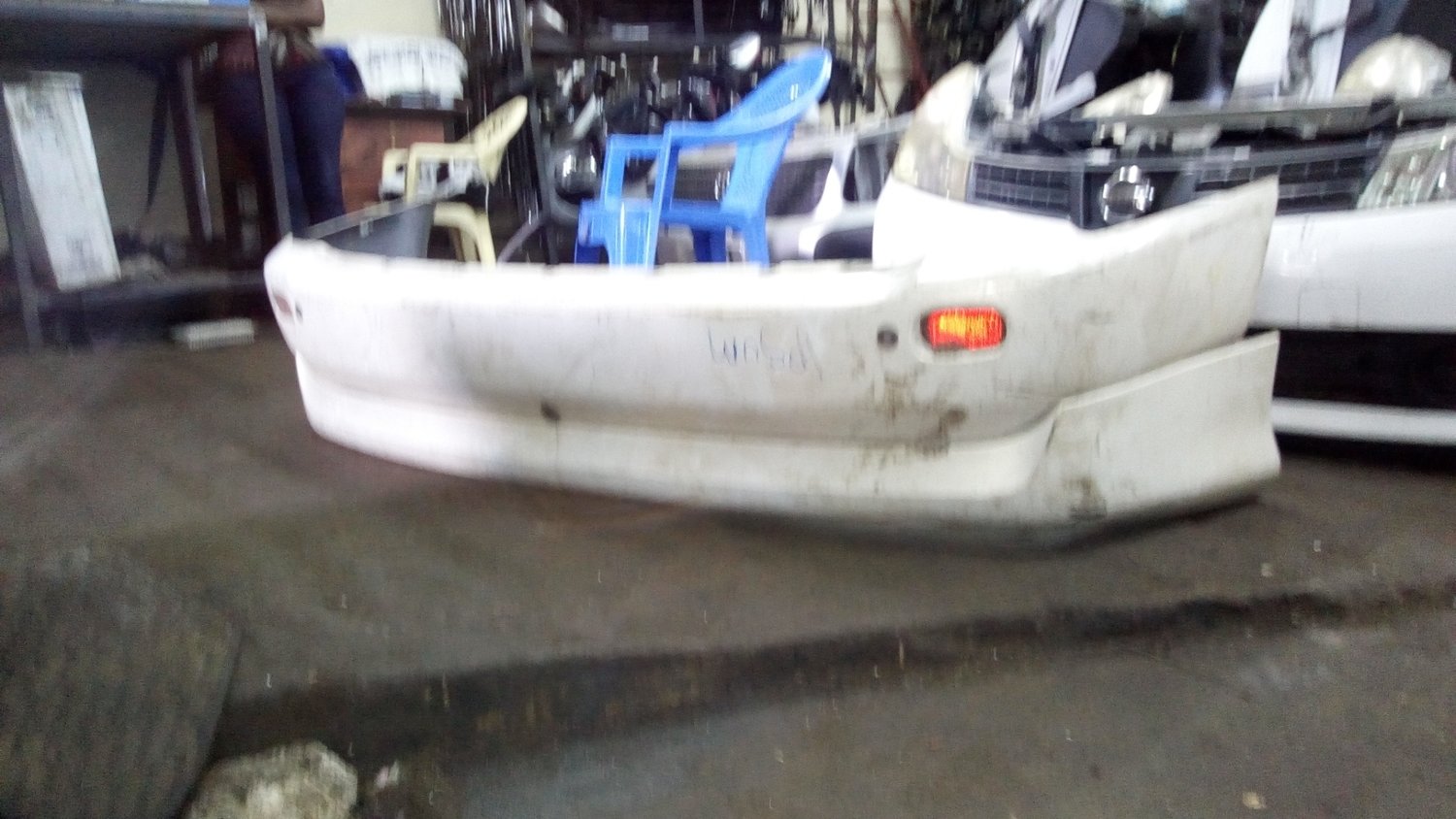 Toyota ipsum rear bumper