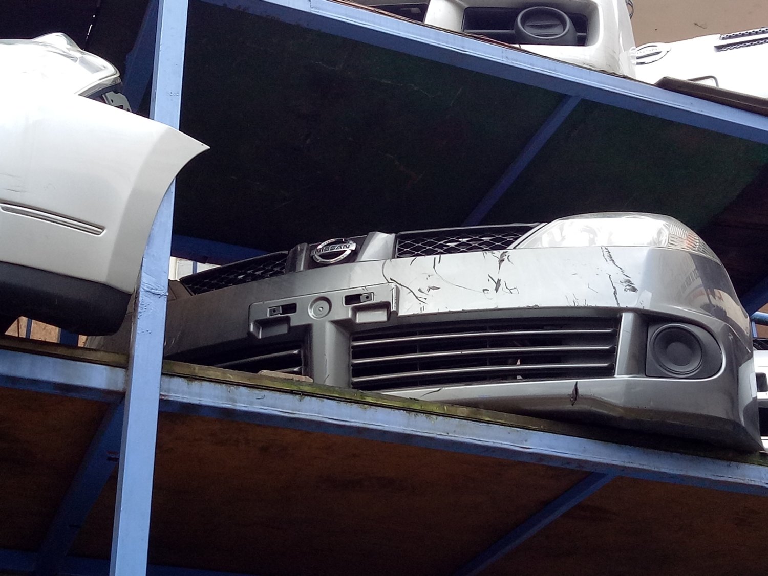 Nissan bluebird nosecut