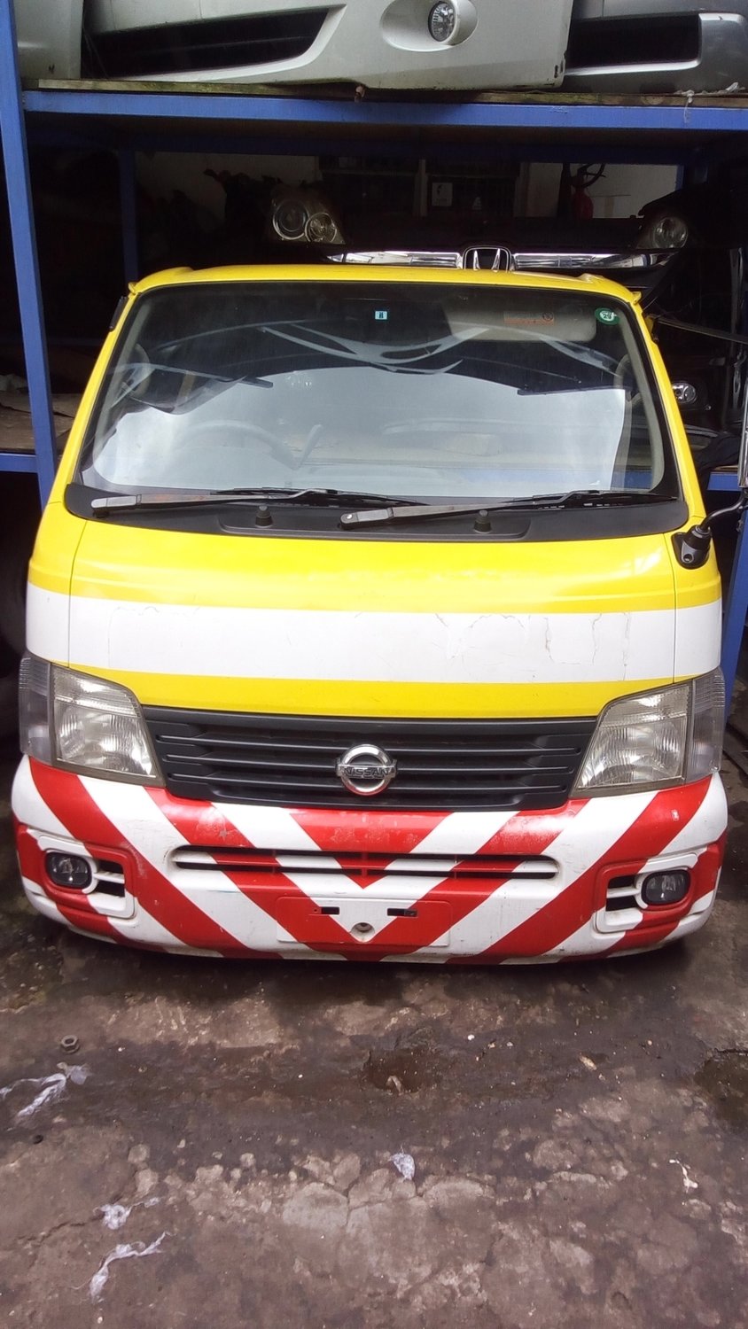 Nissan caravan 2007 nose cut