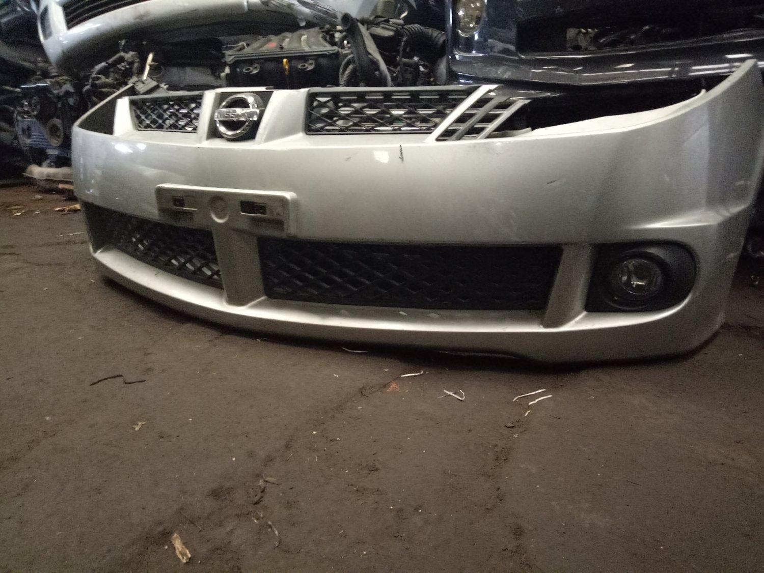 Nissan Y 11 front bumber
