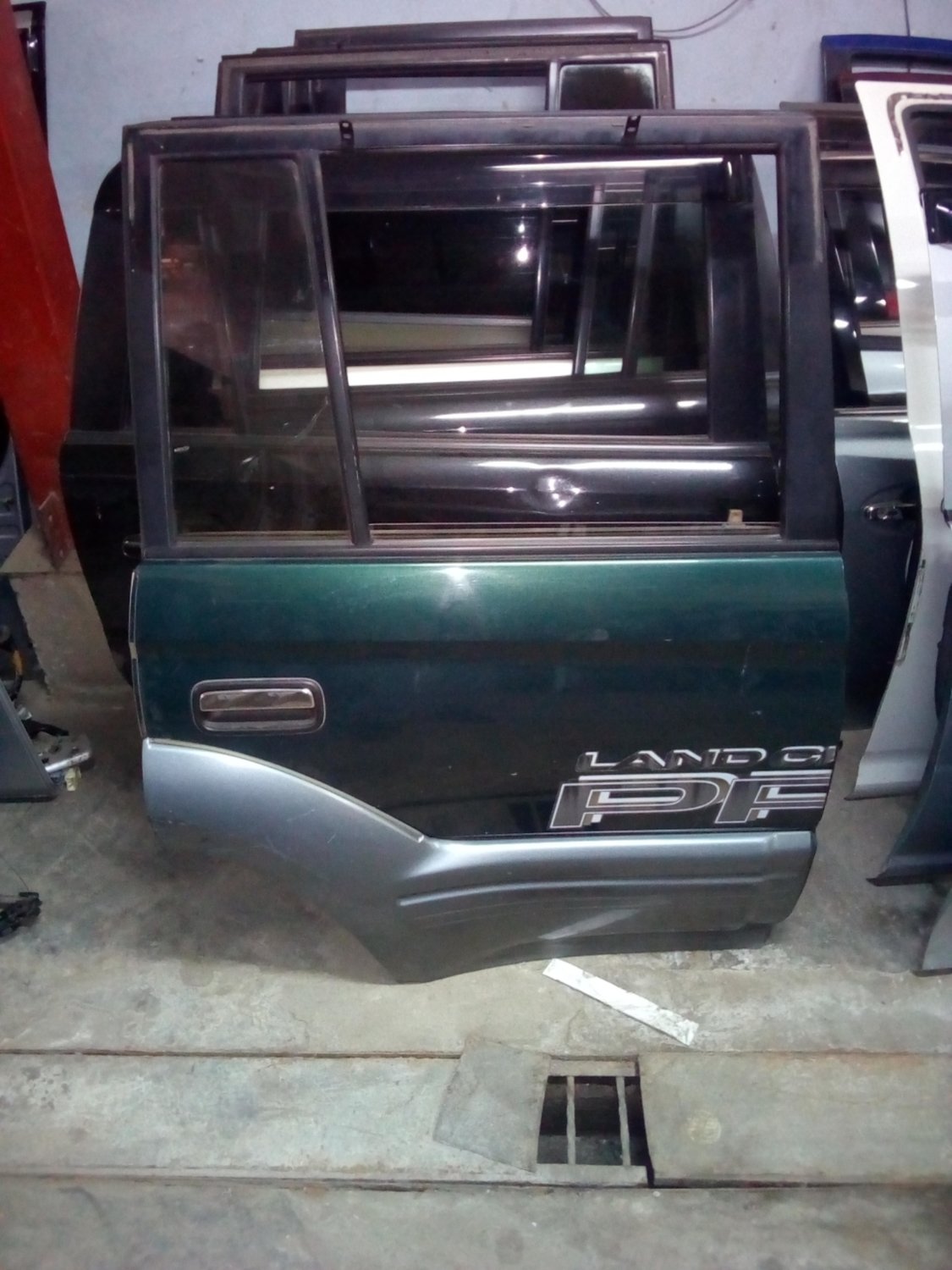 Toyota Prado p right