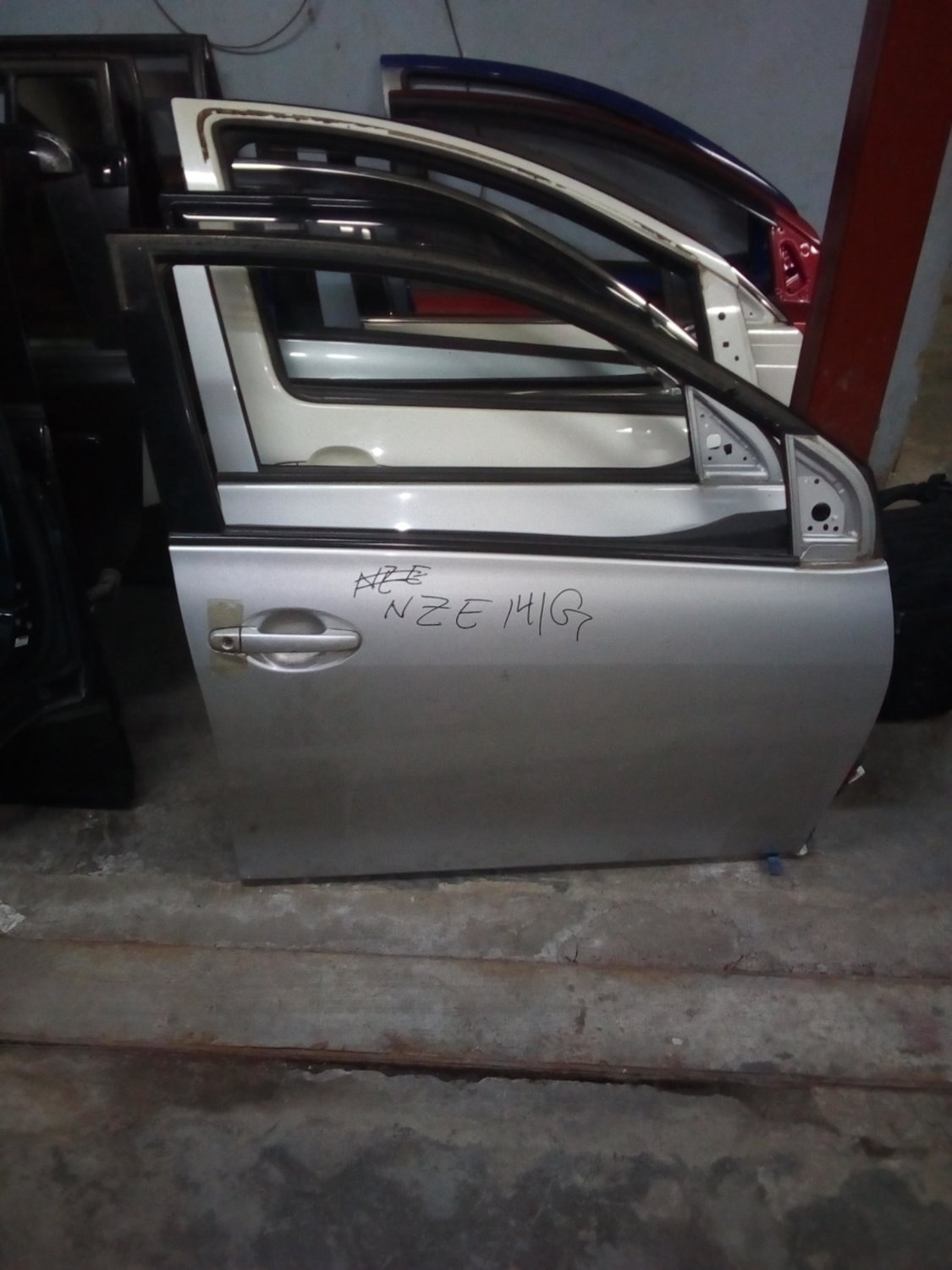 Toyota nze141