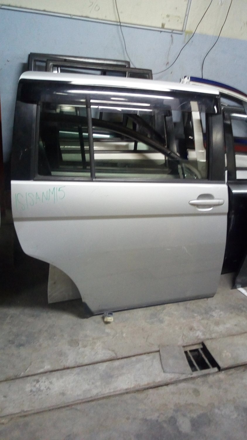 Toyota mark x back left