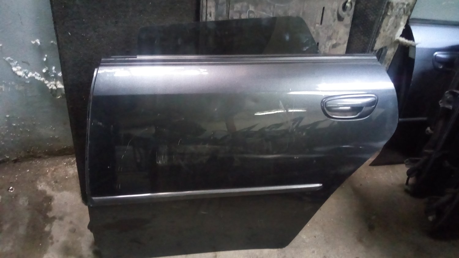 Subaru legacy bp5 back left door