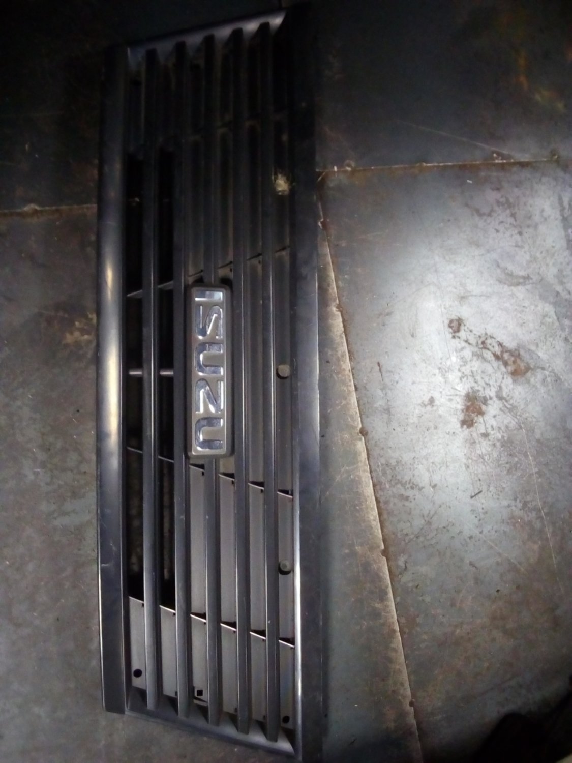 Isuzu canter grill