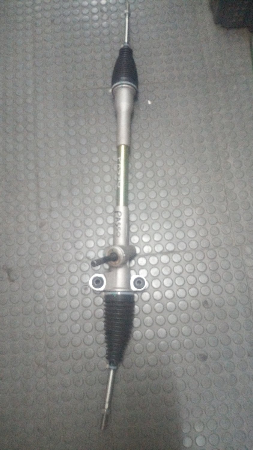 Toyota passo steering rack