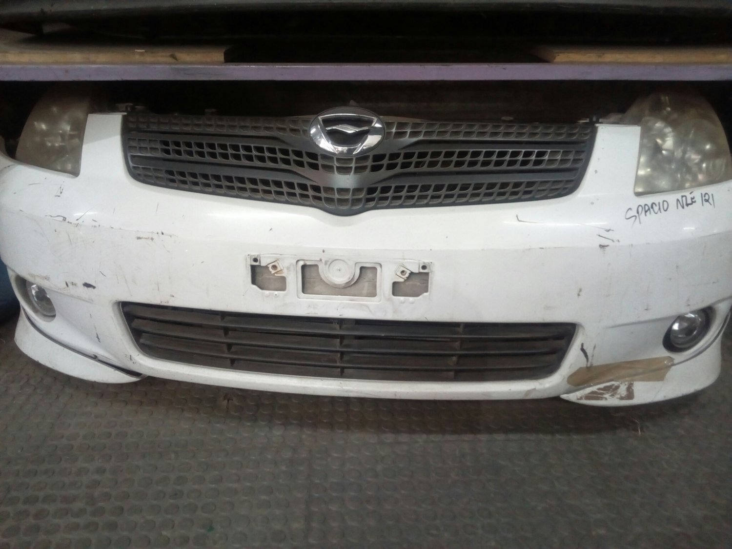 Toyota Spacio NLE 121 Nosecut