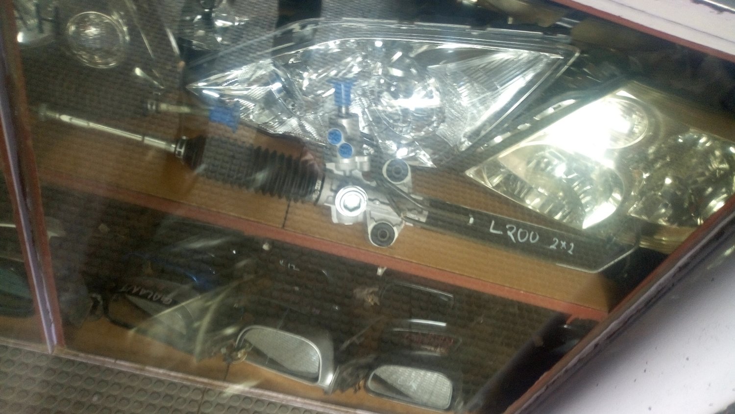 Mitsubishi L200 steering rack