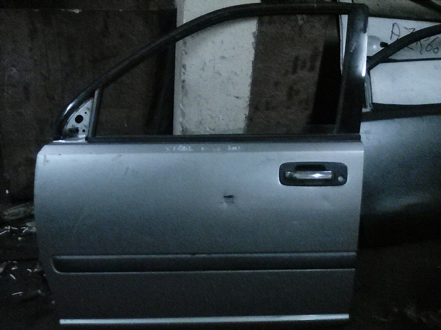 Nissan X-trail Left front door Nissan X-trail Left front door