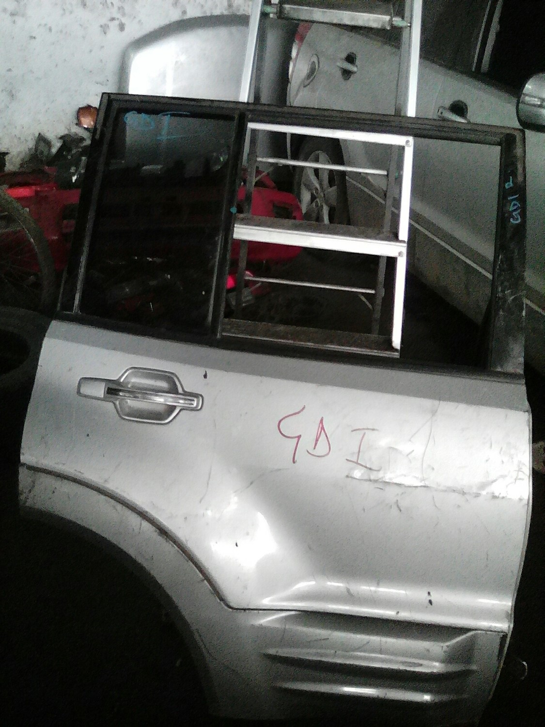 Pajero GDI Right back door