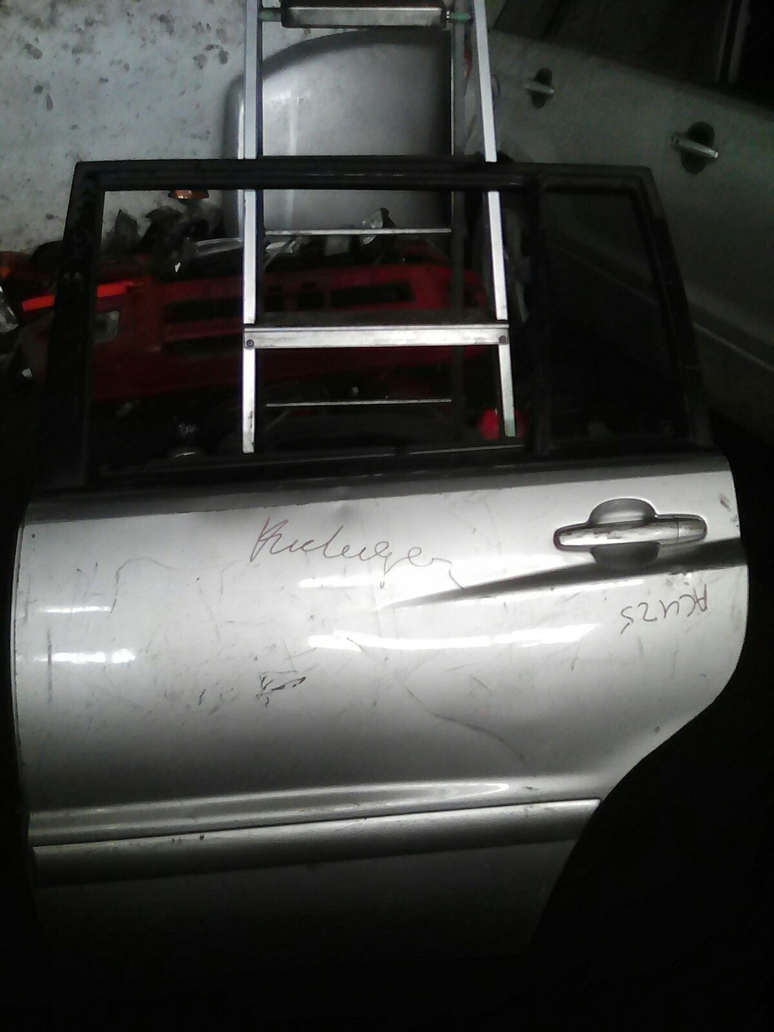 Toyota Kluger Left back door