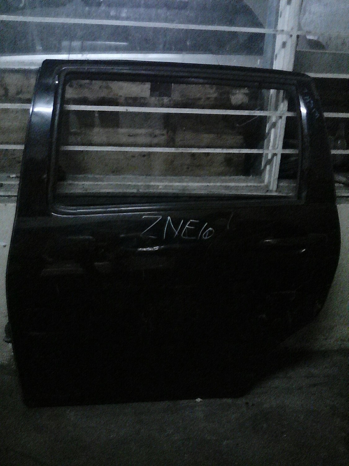Toyota wish left back door