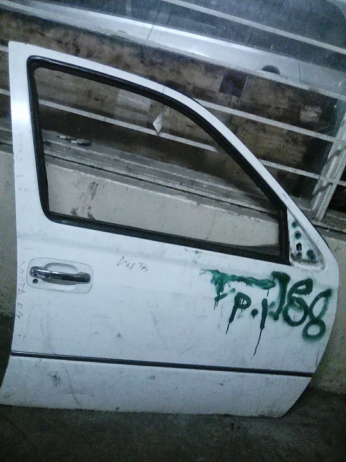 Toyota vista Right front door
