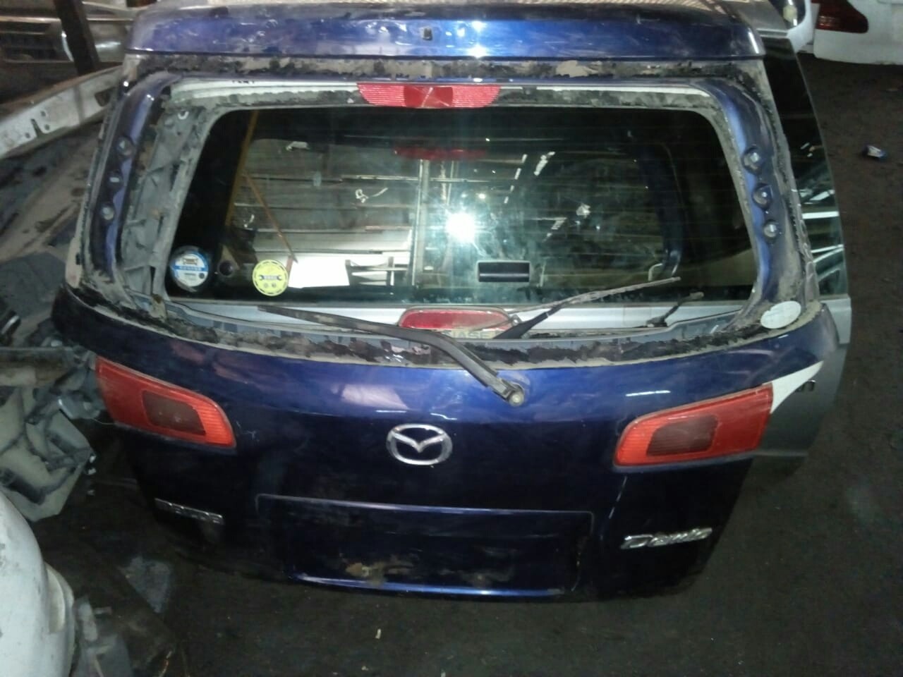 Mazda demio boot