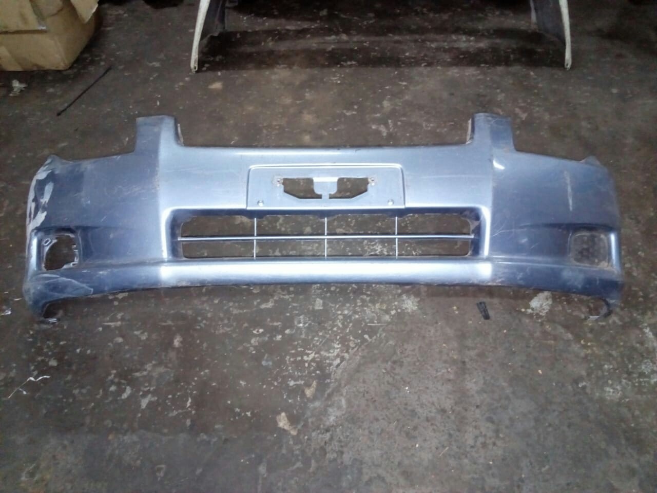 Toyota ipsum front bumper