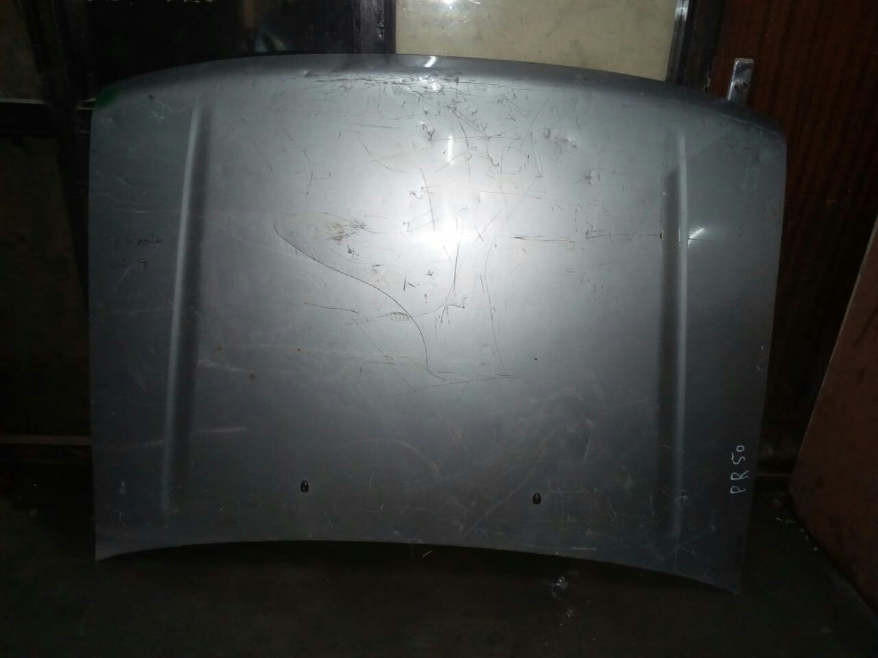 Nissan Terrano bonnet