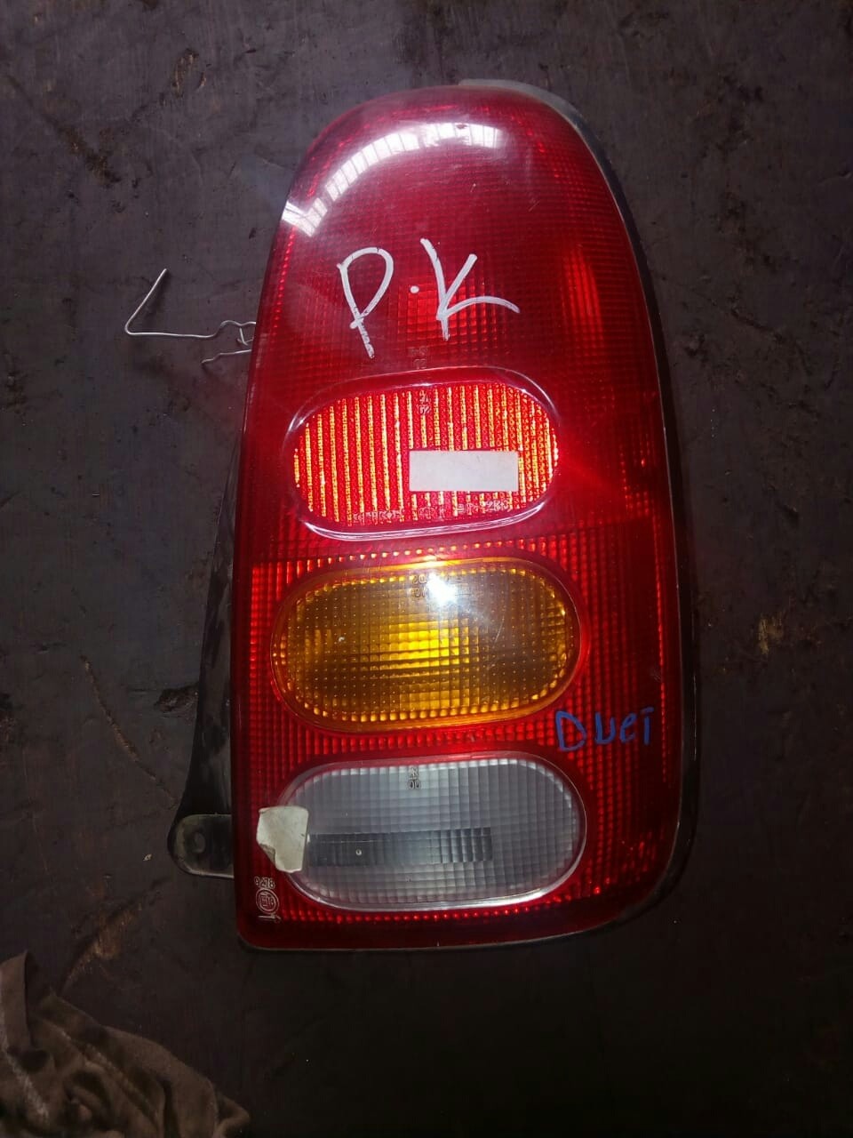 Toyota duet tail light