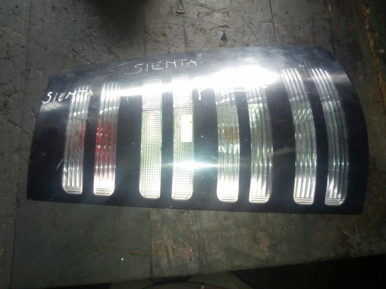 Toyota sienta tail lights