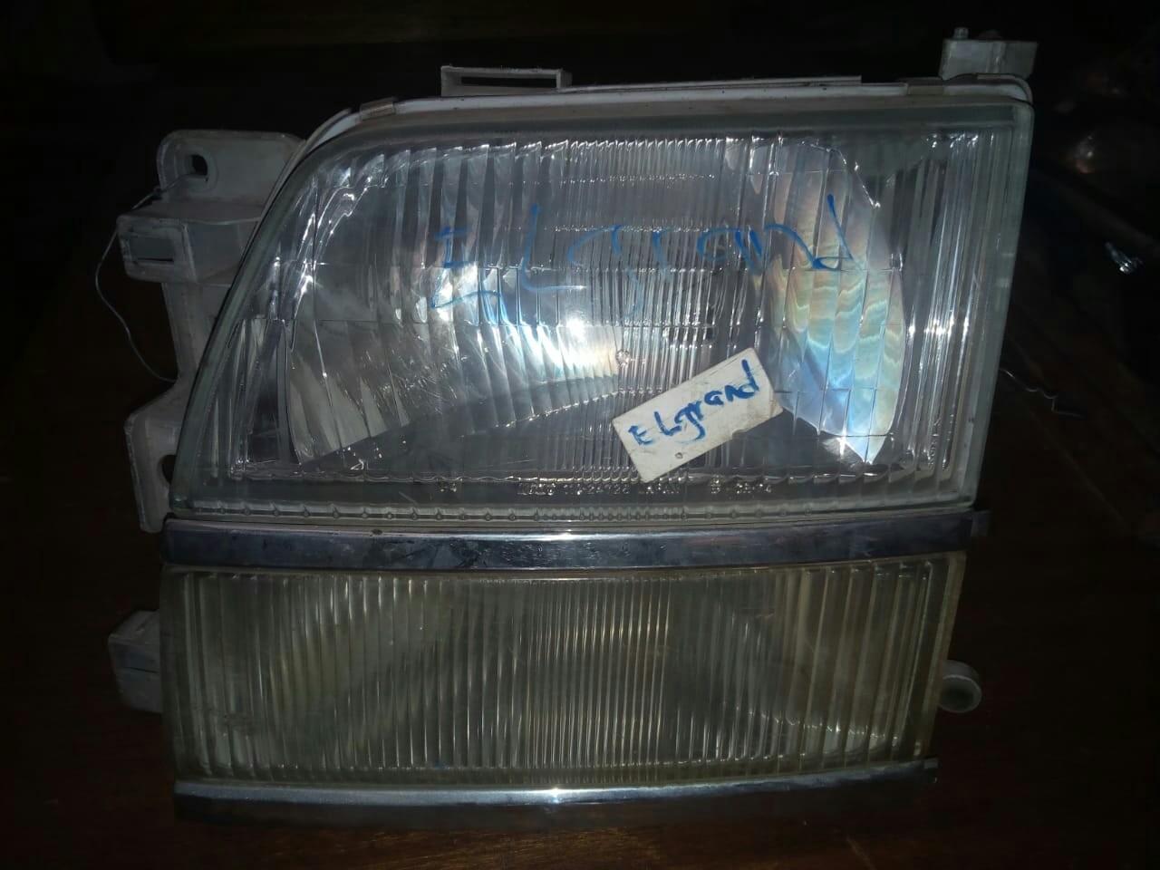 Nissan Elgrand headlights