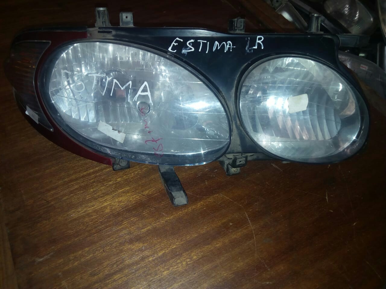 Toyota Estima headlight