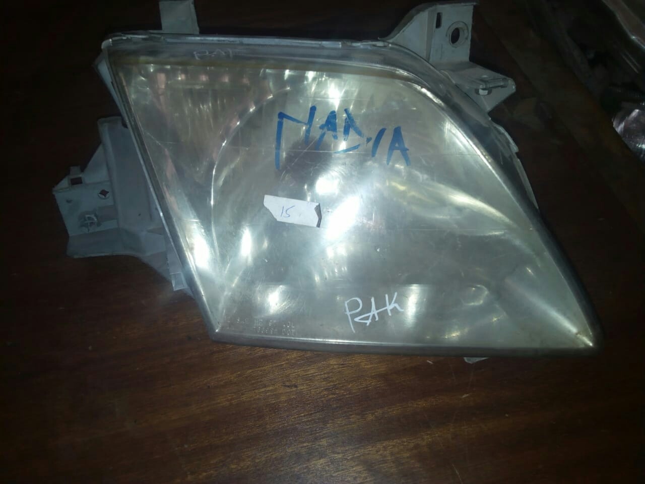 Toyota Nadia headlights