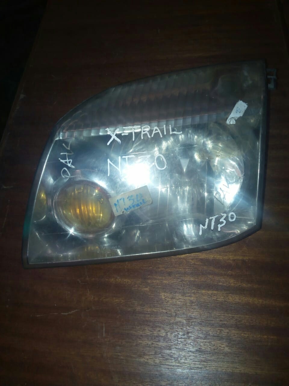 Nissan Xtrail headlight