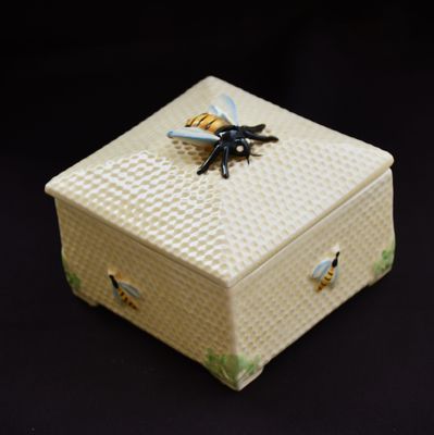 Арт Деко буркан за мед - Crown Devon