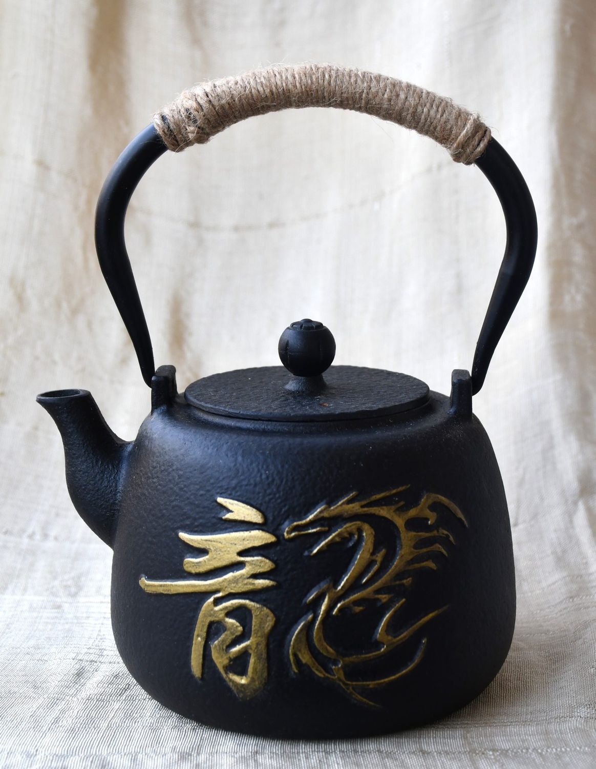Японски &quot;Tetsubin&quot; чайник от чугун