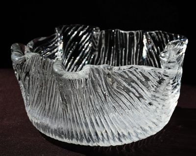 Кристална купа, ръчно изработена. Тип Handkerchief.