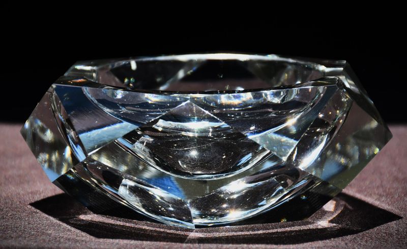 Кристален пепелник "Диамант"