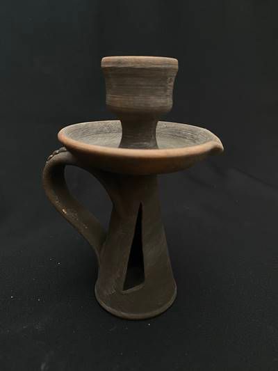 Керамичен свещник