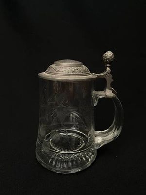 Стъклена халба с капак ,вместимост 250mL